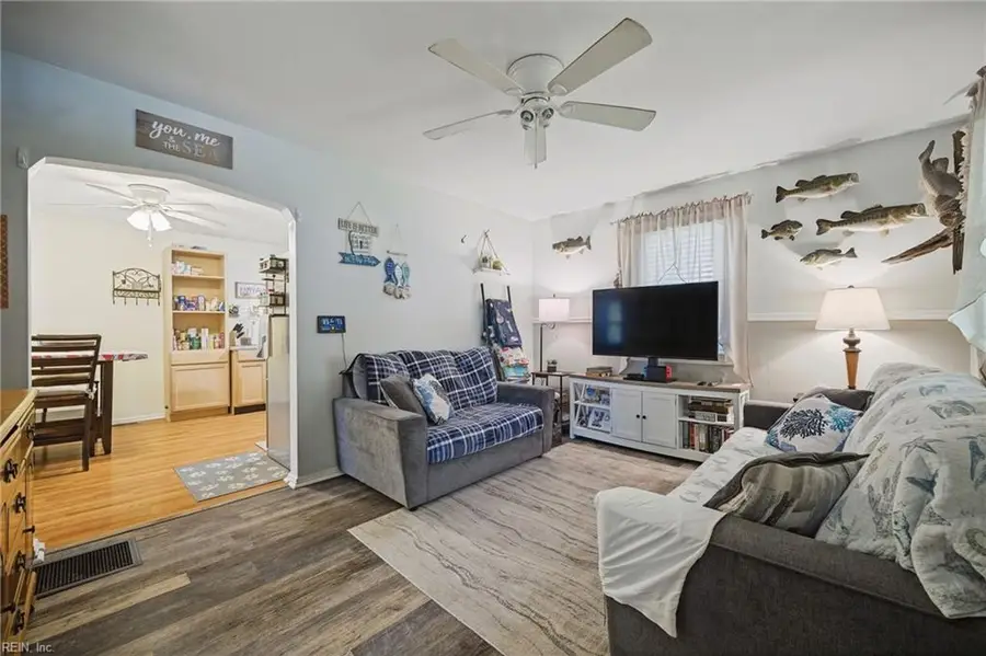 4 Mohawk Drive, Portsmouth, VA 23701 - #2