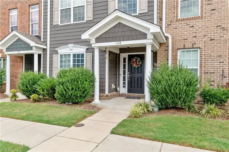 128 Daybeacon Street, Yorktown, VA 23692 - #2