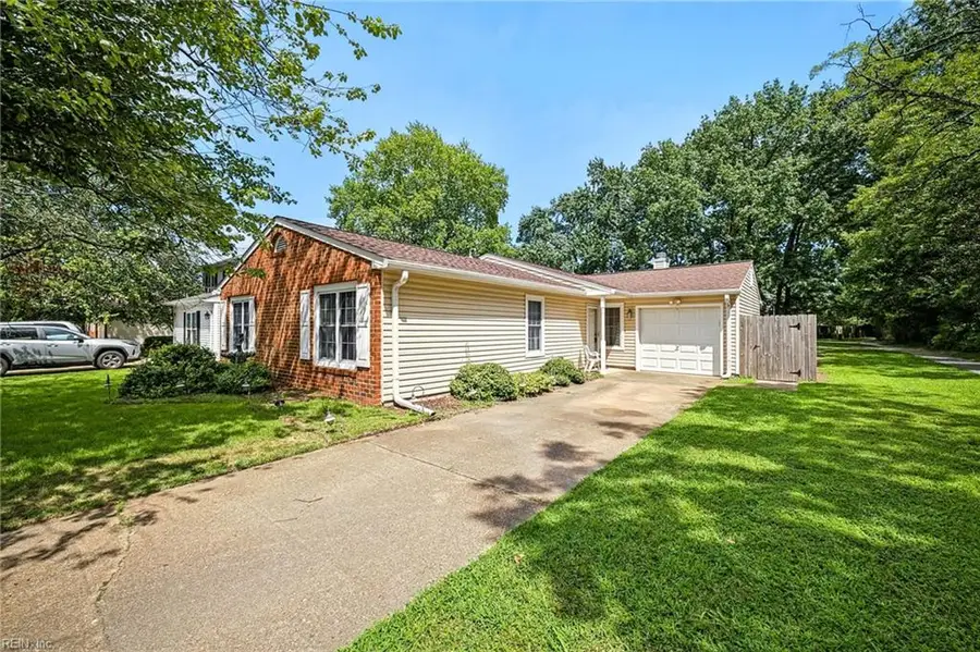 1201 Brookside Landing, Chesapeake, VA 23320 - #2