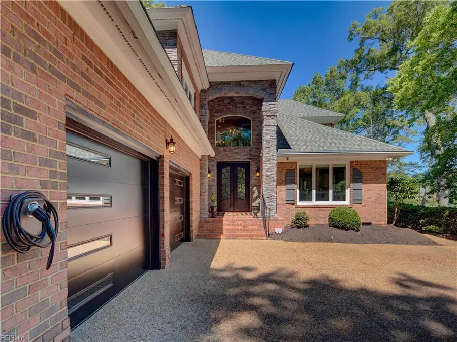 208 Mariners Circle, Smithfield, VA 23430 - #3