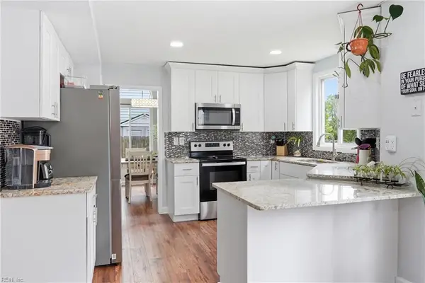 3325 Barberry Lane, Virginia Beach, VA 23453