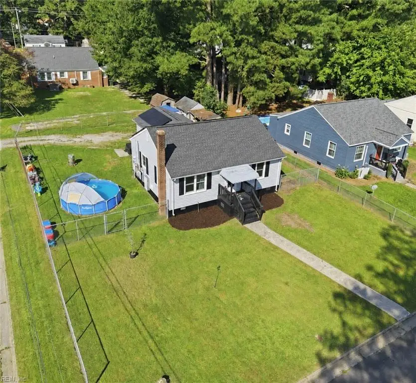 711 Chestnut Street, Franklin, VA 23851 - #2