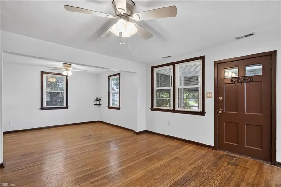 7512 Yorktown Drive, Norfolk, VA 23505 - #3
