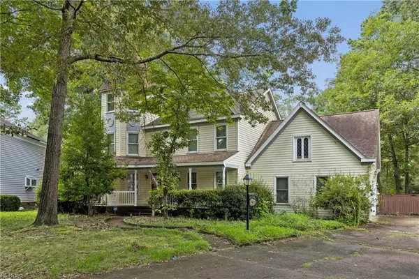 302 Honey Locust Way, Chesapeake, VA 23320