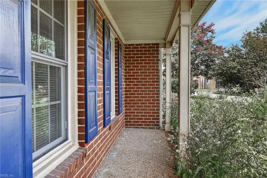 957 Colonial Meadows Way, Virginia Beach, VA 23454 - #2