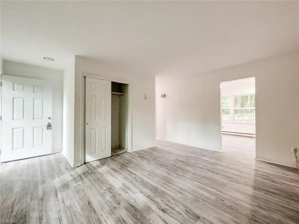 604 E Woodland Drive, Yorktown, VA 23692