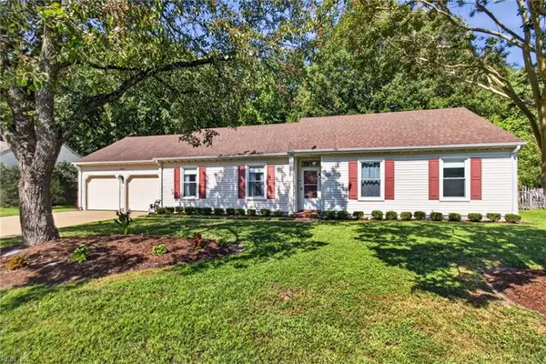 404 Creekwood Drive, Chesapeake, VA 23323