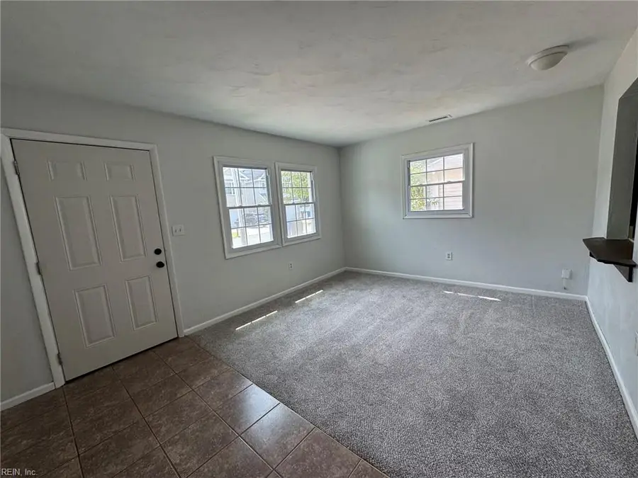 205 Gale Avenue, Chesapeake, VA 23323 - #2