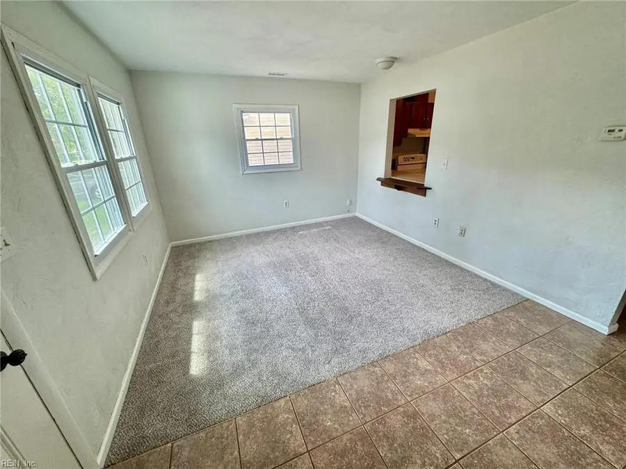 205 Gale Avenue, Chesapeake, VA 23323 - #3