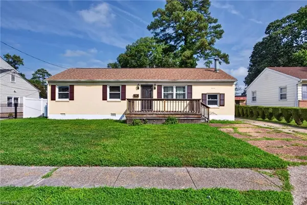 18 Haley Drive, Hampton, VA 23661