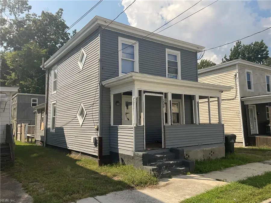 229 Chestnut Street, Suffolk, VA 23434 - #2