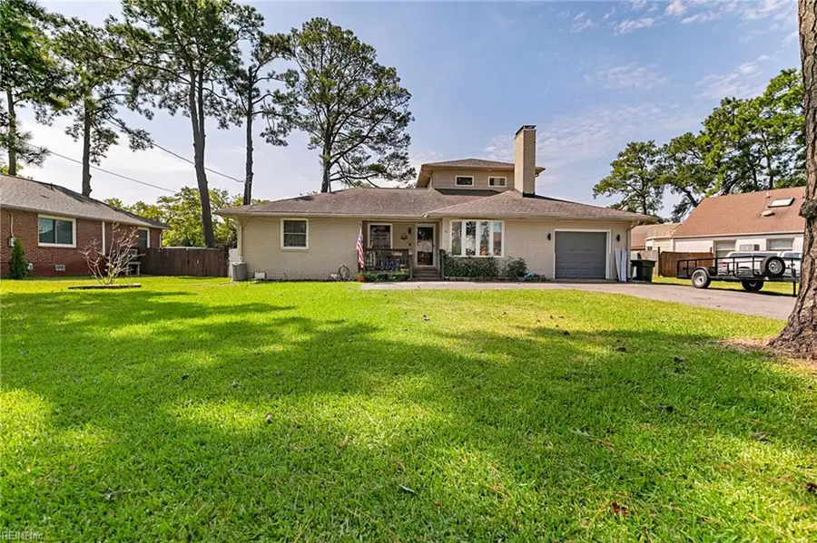 423 W Gilbert Street, Hampton, VA 23669 - #2