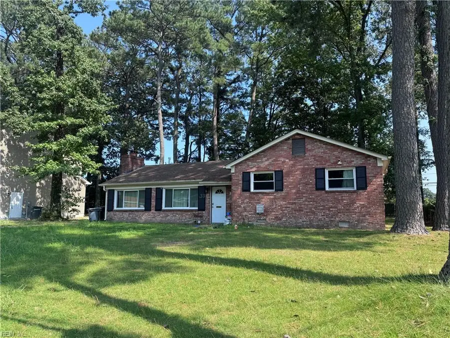 33 Azalea Drive, Hampton, VA 23669 - #2