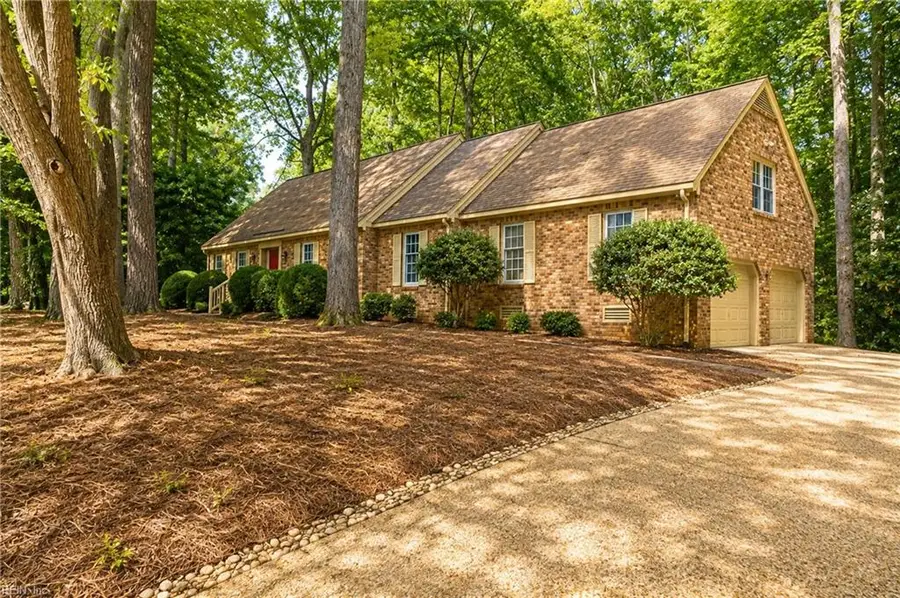 100 Thorpes Parish, Williamsburg, VA 23185 - #3