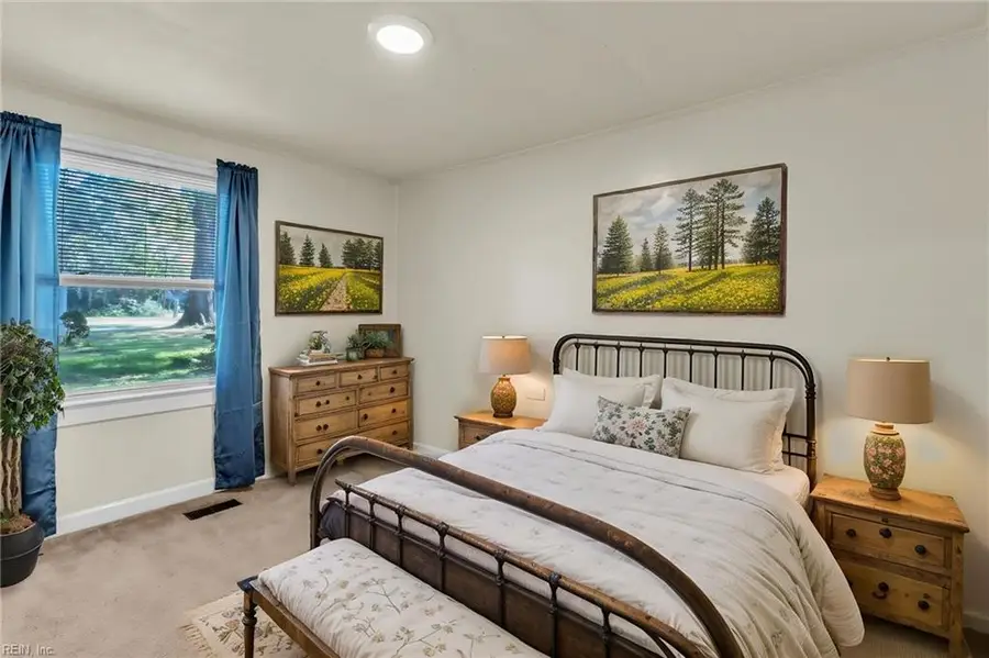 607 Warwickshire Court, Newport News, VA 23607 - #2