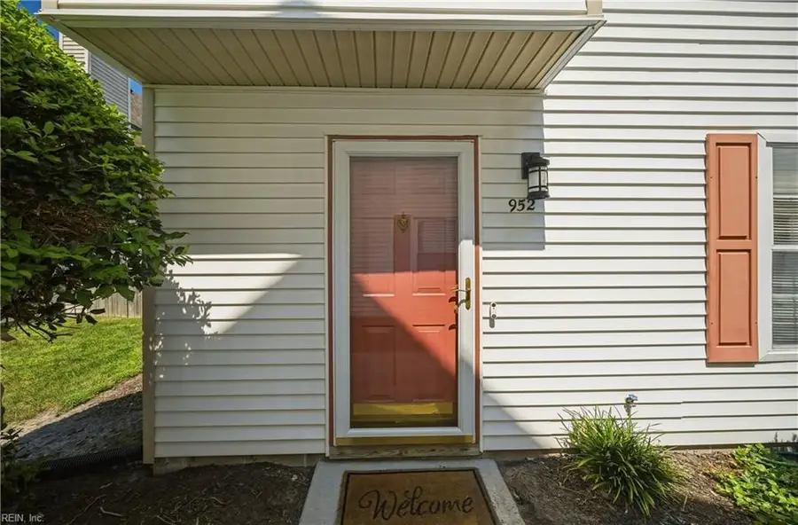 952 Gas Light Lane, Virginia Beach, VA 23462 - #3