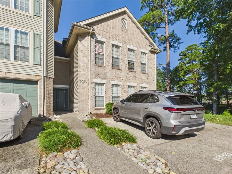 509 Hidden Way #103, Virginia Beach, VA 23454 - #2