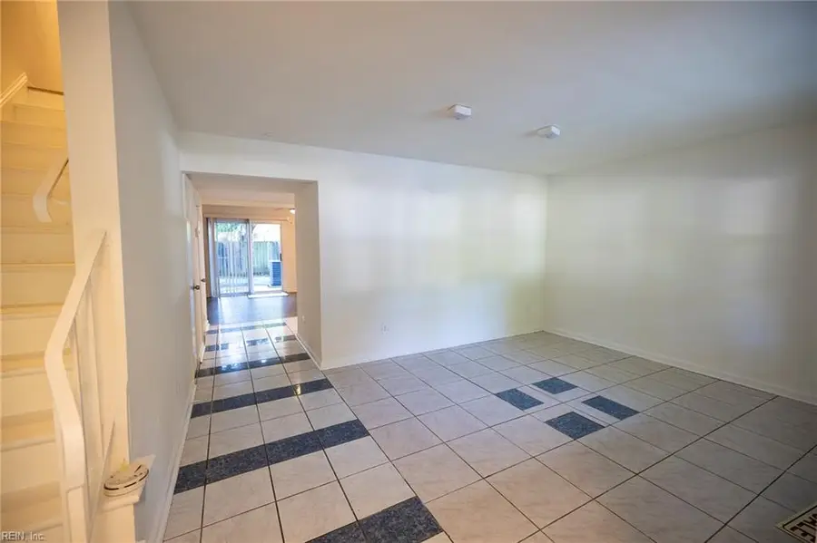 3355 Lakecrest Road, Virginia Beach, VA 23452 - #3