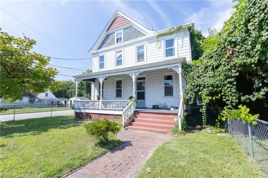 901 E Pembroke Avenue, Hampton, VA 23669 - #2