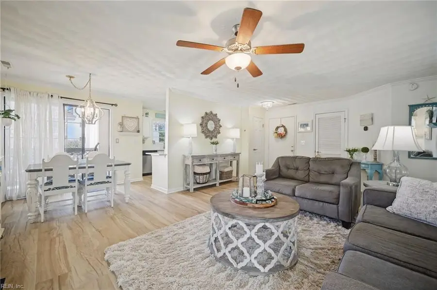 409 Harbour Point #204, Virginia Beach, VA 23451 - #2