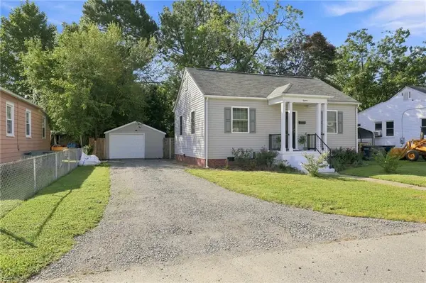18 Cavalier Road, Hampton, VA 23669