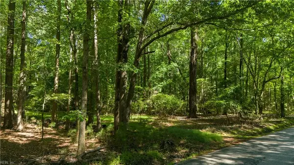 6 Harris Creek Road, Hampton, VA 23669