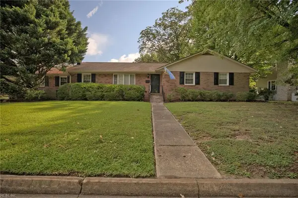 498 Windemere Road, Newport News, VA 23602