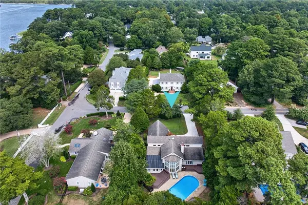 1125 Bay Colony Drive, Virginia Beach, VA 23451