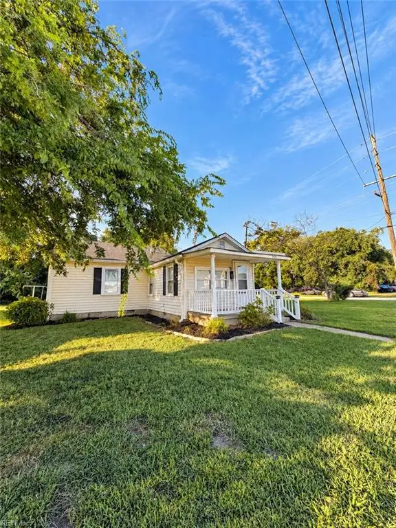 906 Carolina Street, Hampton, VA 23669 - #3