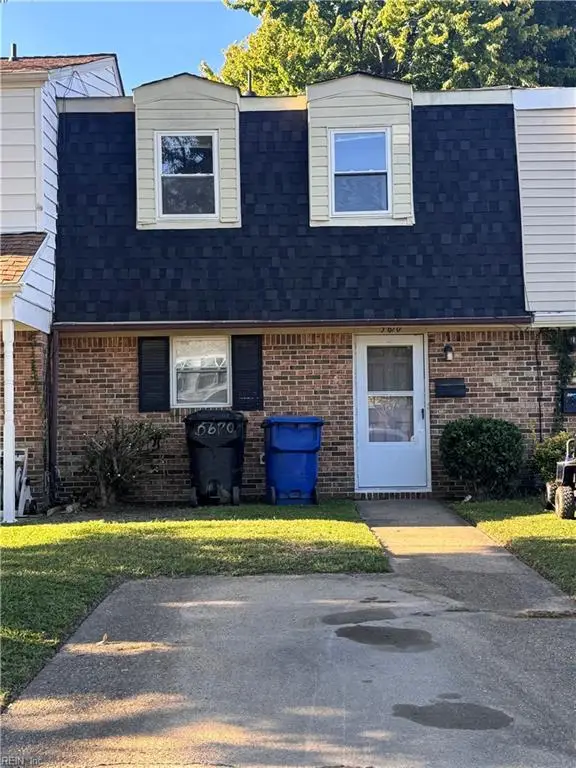 5670 Caxton Court, Virginia Beach, VA 23462