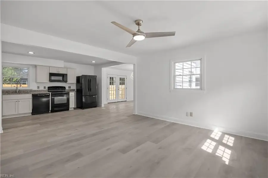 8239 Redwood Circle, Norfolk, VA 23518 - #3