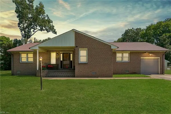 215 Woodbury Forrest Drive, Hampton, VA 23666