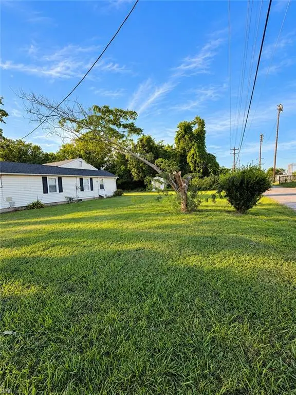 902 Carolina Street, Hampton, VA 23669 - #3