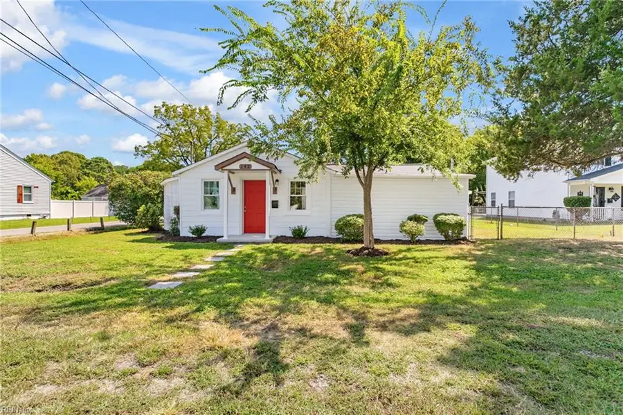 142 Center Avenue, Newport News, VA 23601 - #2