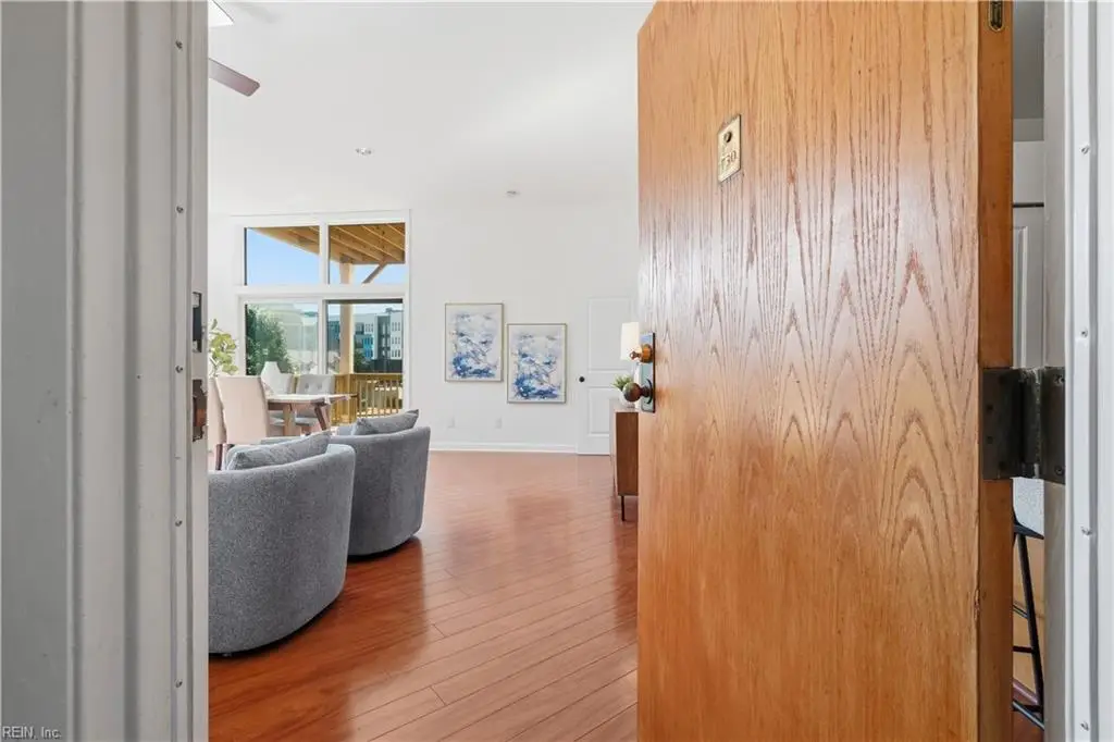696 Mowbray Arch #730, Norfolk, VA 23507 - #1