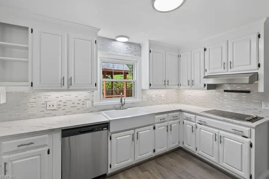 536 Quarterfield Road, Newport News, VA 23602 - #3