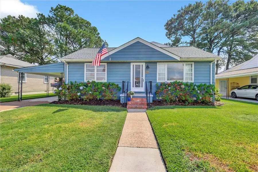 916 Redstart Avenue, Chesapeake, VA 23324 - #2