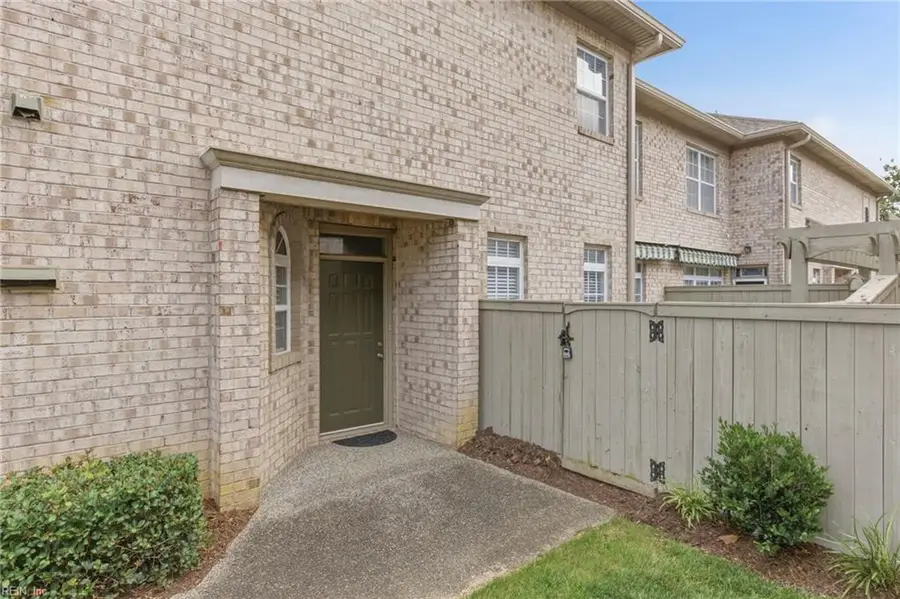 1115 Chancellor Walk Court, Virginia Beach, VA 23454 - #2