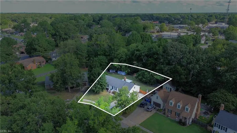 832 Woodrow Court, Chesapeake, VA 23322 - #2