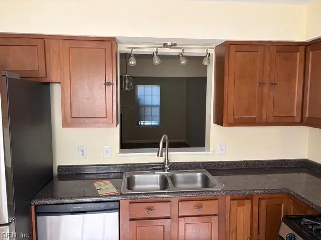 15 Overbrooke Place, Hampton, VA 23669 - #2