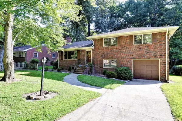 86 Normandy Lane, Newport News, VA 23606