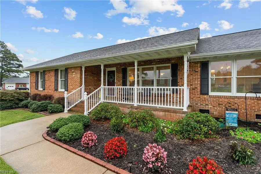 553 N End Estate, North, VA 23128 - #3
