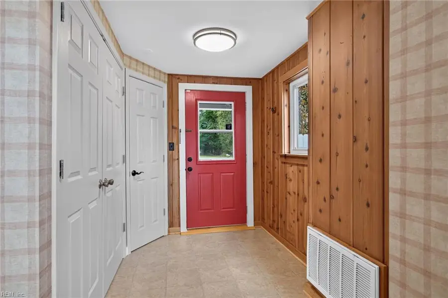 853 Hillpoint Boulevard, Suffolk, VA 23434 - #3