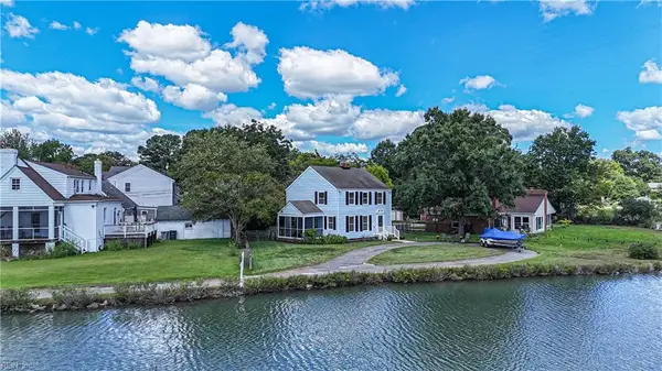 403 Harbor Drive Drive, Hampton, VA 23661