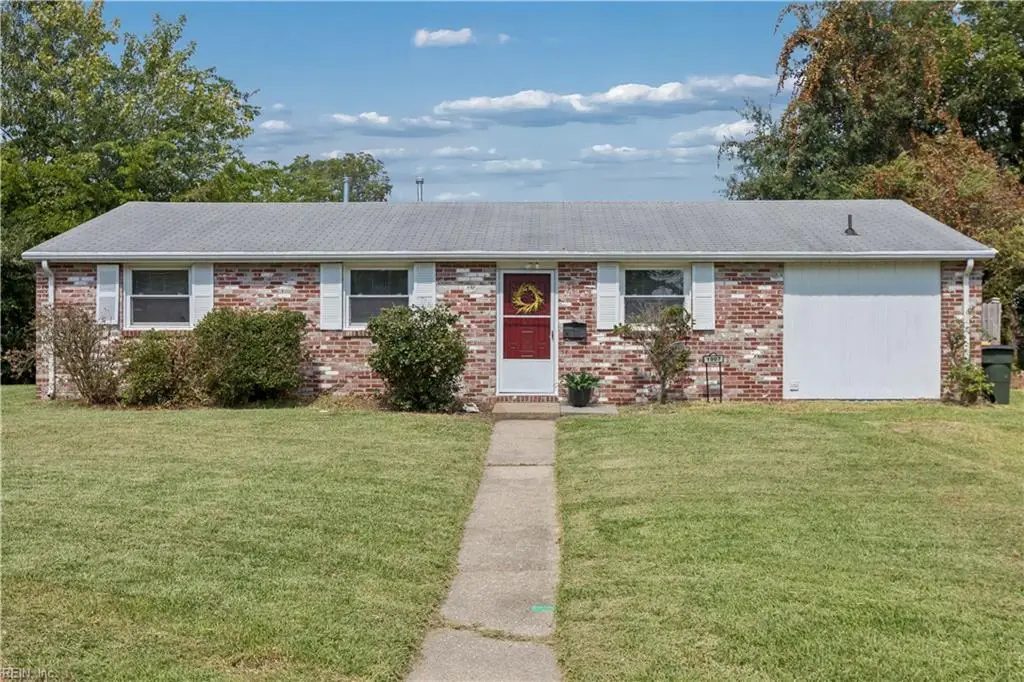 1907 Hart Circle, Hampton, VA 23663 - #1