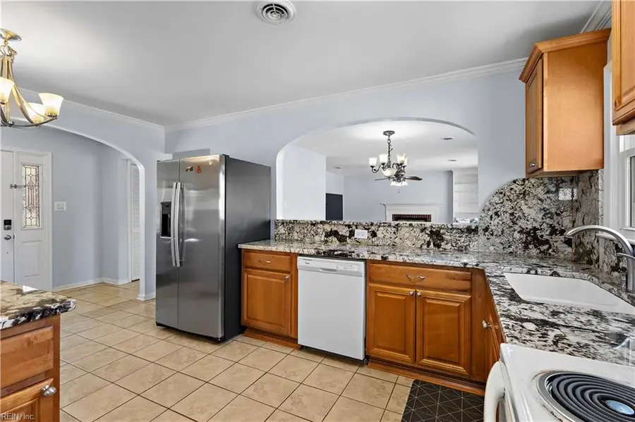 115 Virginia Drive, Newport News, VA 23602 - #3