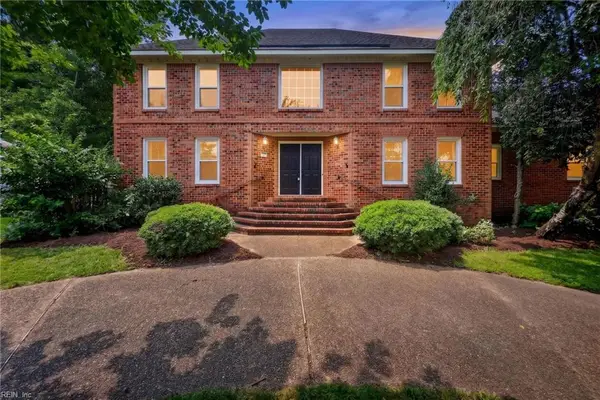 1705 Pilgrims Mews Mews, Virginia Beach, VA 23455