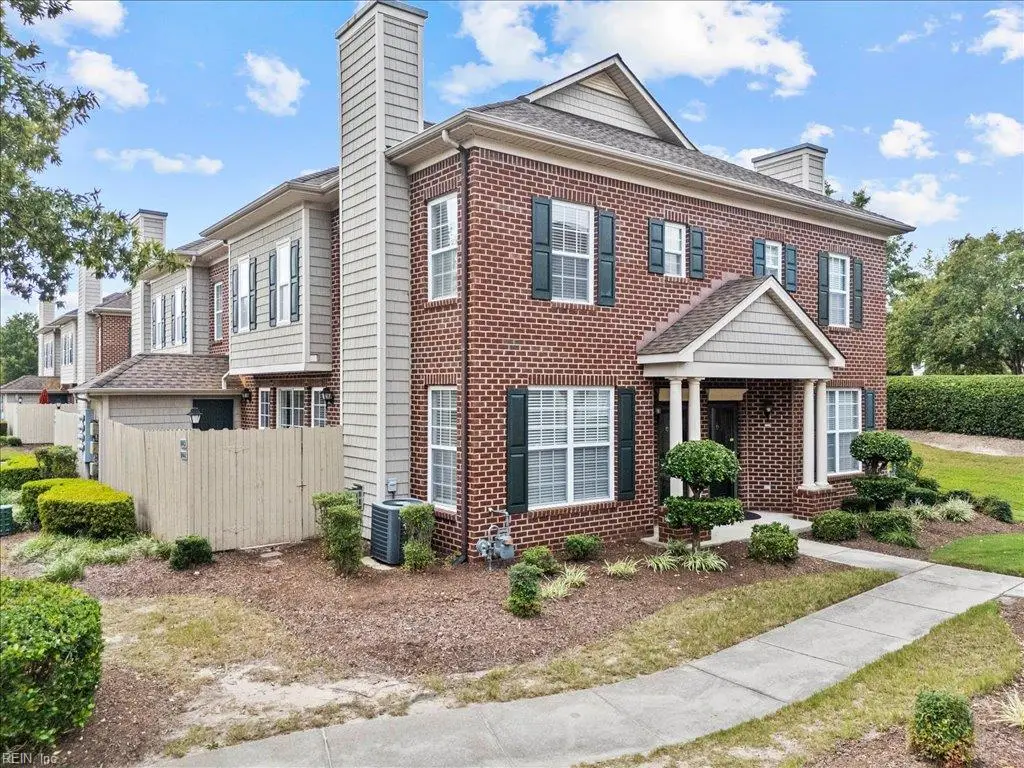 1125 Farrcroft Way, Virginia Beach, VA 23455 - #1