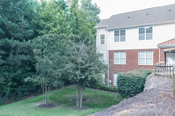 713 Windy Way #102, Newport News, VA 23602