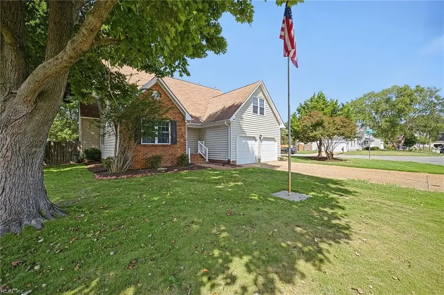 123 Plainfield Drive, Newport News, VA 23602 - #2